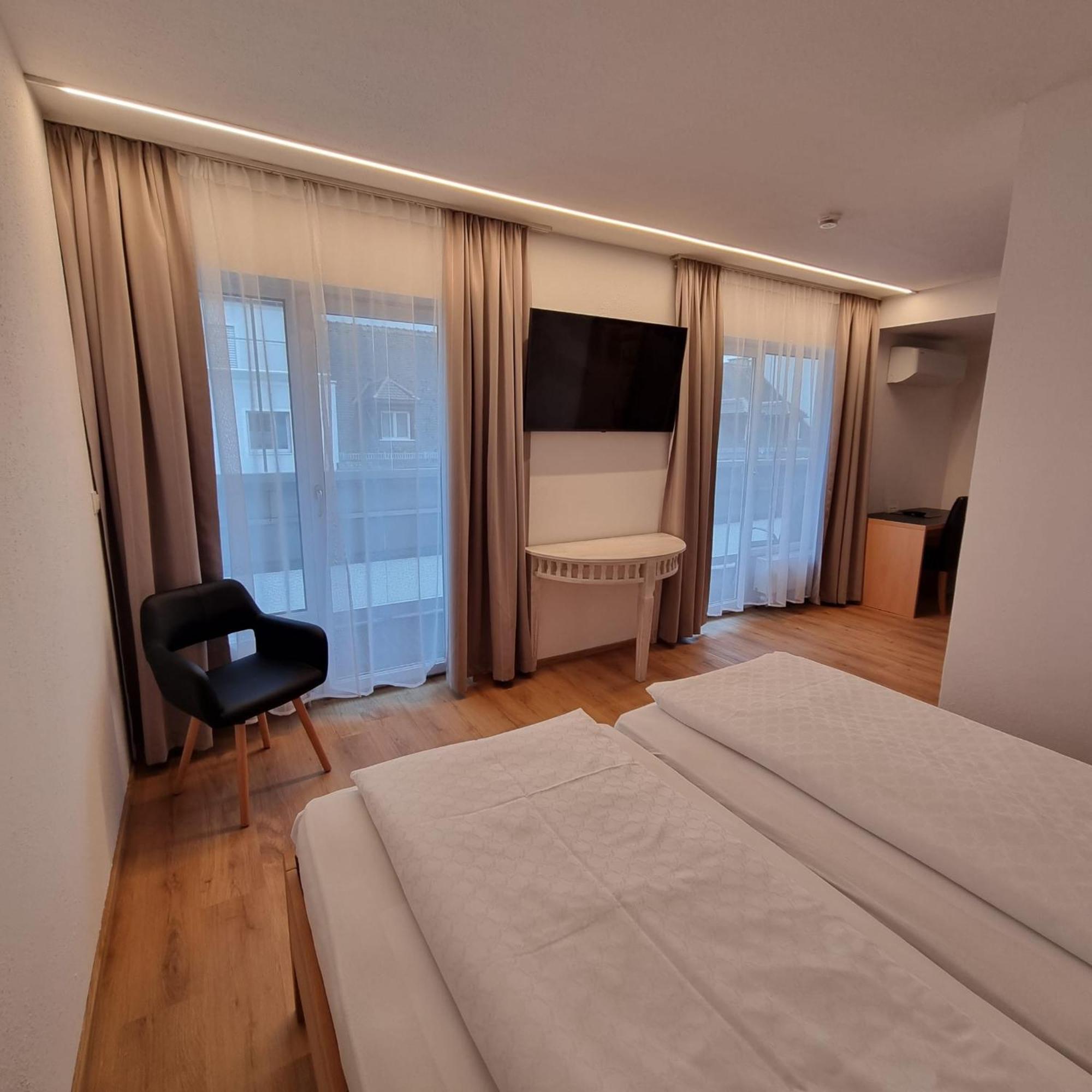 Hotel Central Брегенц Экстерьер фото