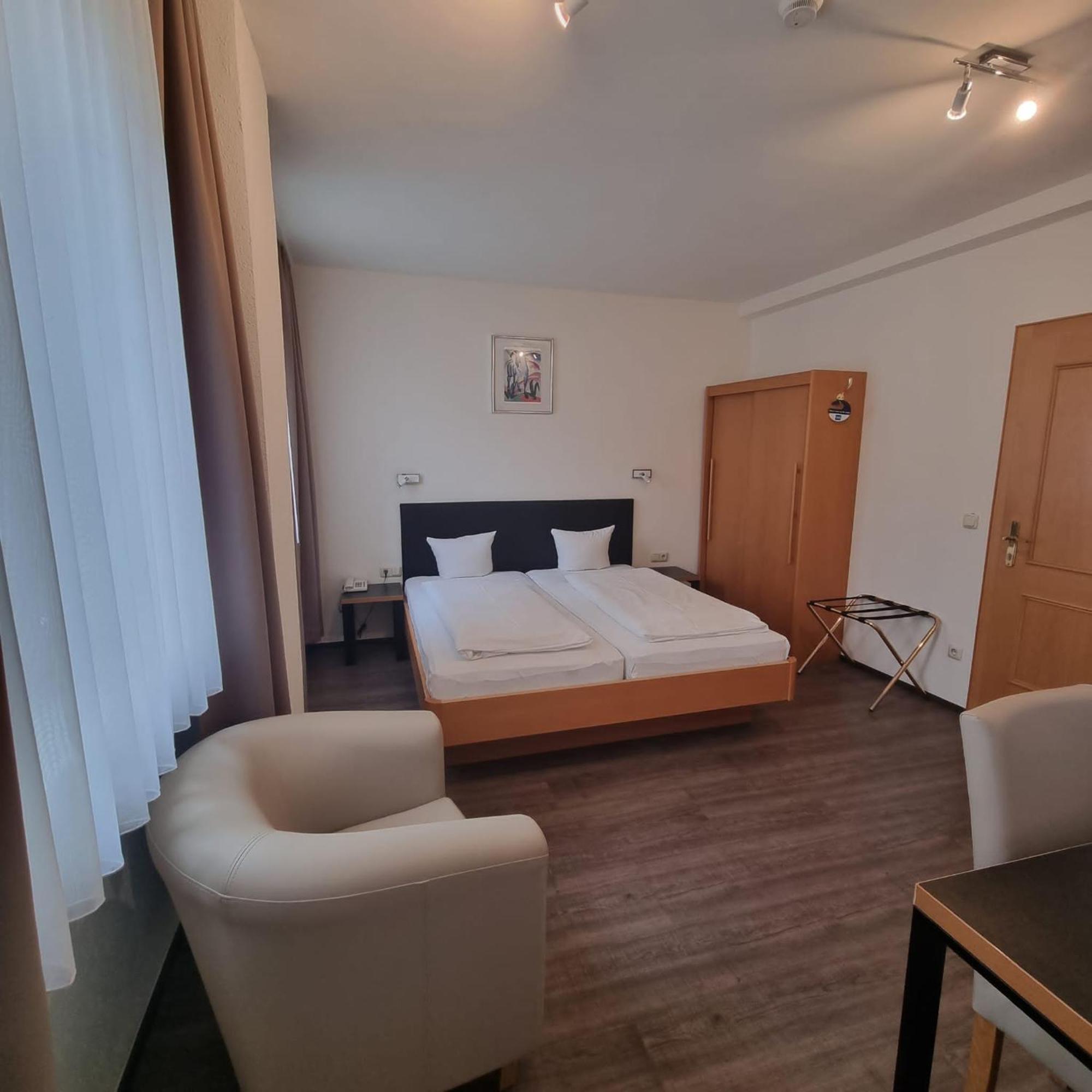 Hotel Central Брегенц Экстерьер фото